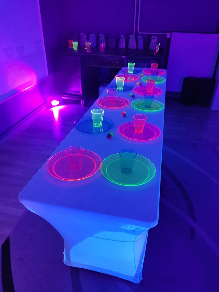 LED Schwarzlicht | im Verleih